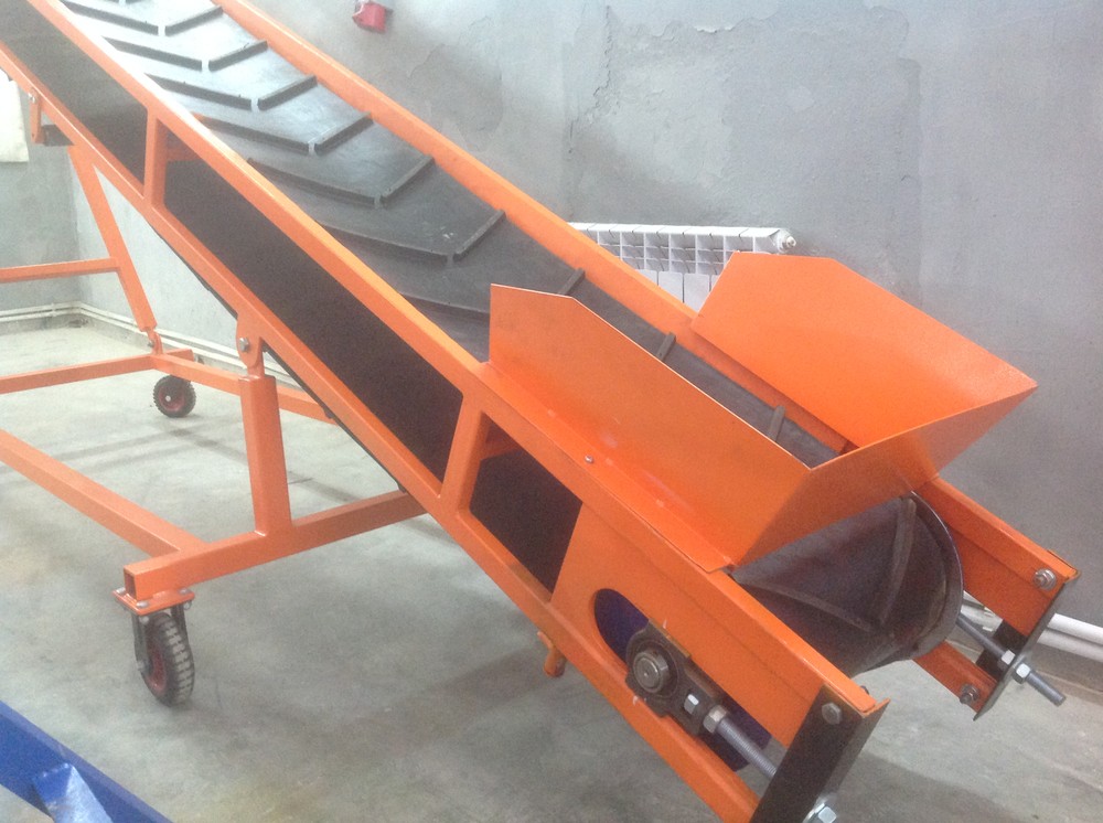 Конвейер наклонный ленточный КНЛ 7/400Ш